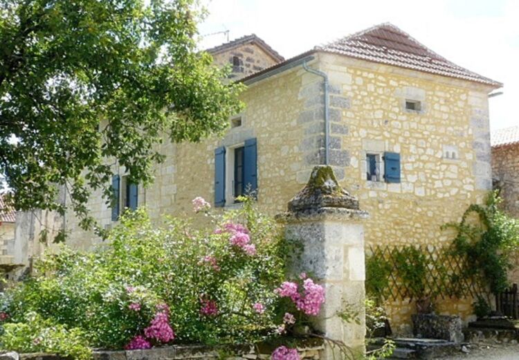 Chambre d'Hôtes - Marie Descreaux - Cercles