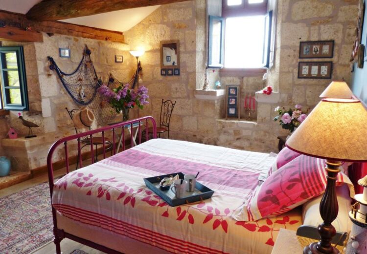 Chambre d'Hôtes - Marie Descreaux - Cercles