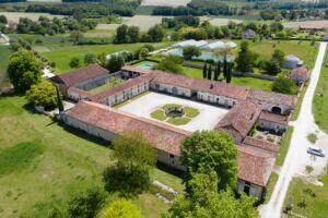 5617_chateau_de_la_meyfrenie