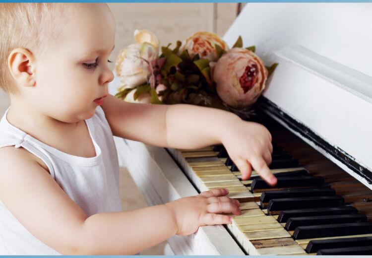 Bébé Musicien piano OTPI
