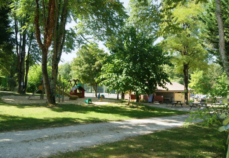 Camping du Petit Lion (2)