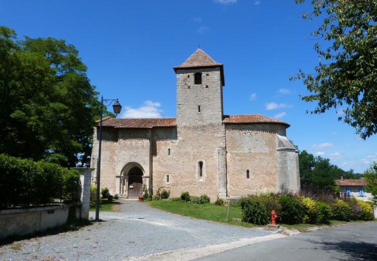 Eglise de Bourg du Bost (1)