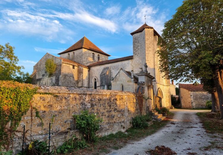 Église_Saint-Cybard,_Cercles