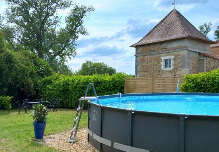 Extérieur piscine