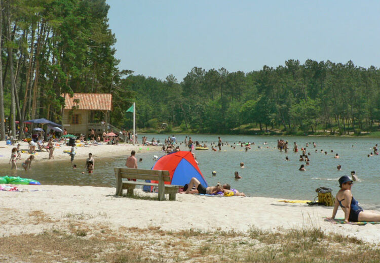 Plage de l'étang de La Jemaye