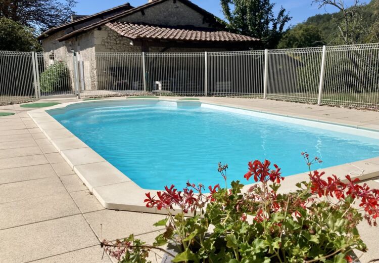 JOUSSAIN - Montagrier - Gite Cabosse (1)