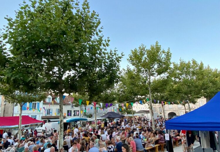 Marché Gourmand Verteillac ©LibertéFM