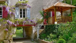 Meublé La Gloriette - (Moulun) -St Méard de Drône (2)