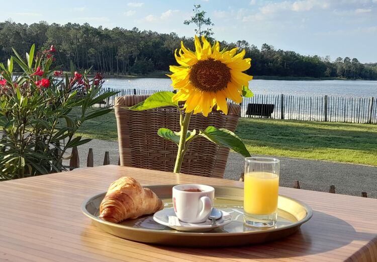 Petit dej