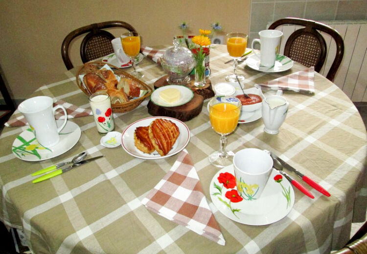 Petit-dejeuner-Moulin-du-Treuil-2