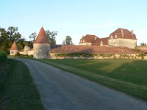 La demeure vue de la route