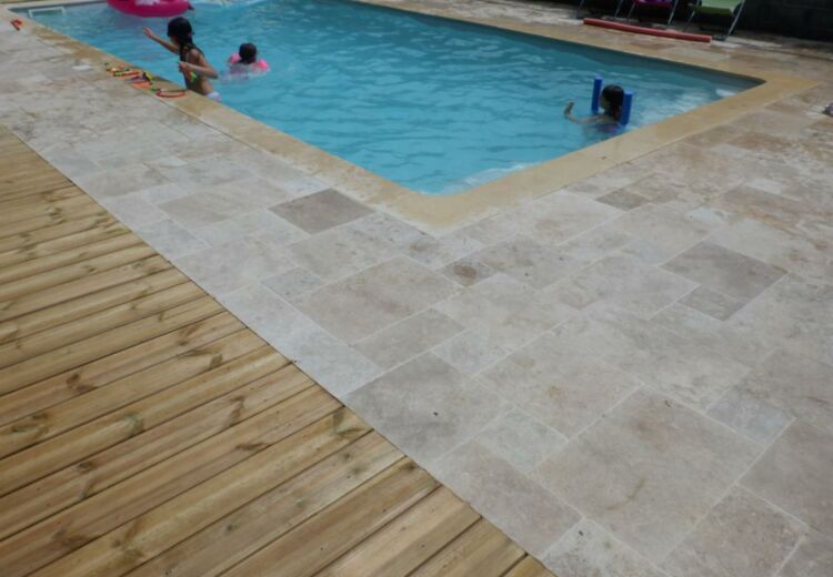 Gite adelan piscine