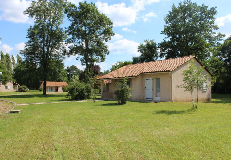 Village de Gîtes de Beauclair- Douchapt