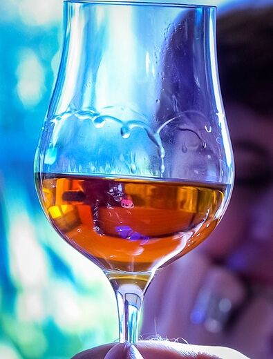 glass-490201_960_720